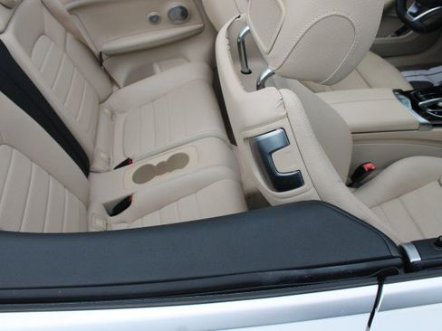 Used 2017 Mercedes-Benz C 300 Cabriolet image 37