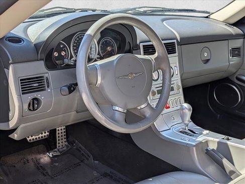 Used 2007 Chrysler Crossfire Limited image 10