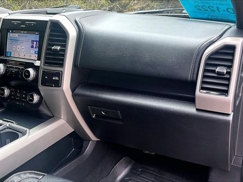 Used 2019 Ford F150 Lariat w/ Equipment Group 502A Luxury AWD/4WD image 27