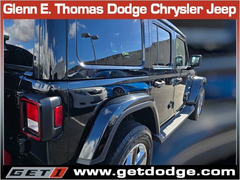 Certified 2022 Jeep Wrangler Unlimited Sahara image 12