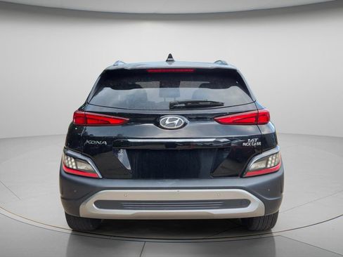 Used 2023 Hyundai Kona Limited w/ Cargo Package FWD image 5