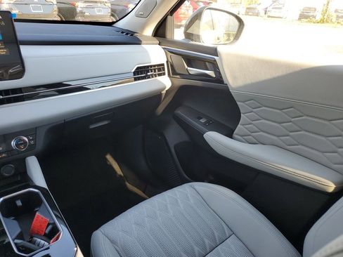 New 2026 Mitsubishi Outlander SEL FWD image 8