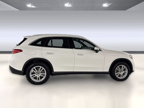 Certified 2026 Mercedes-Benz GLC 300 image 8