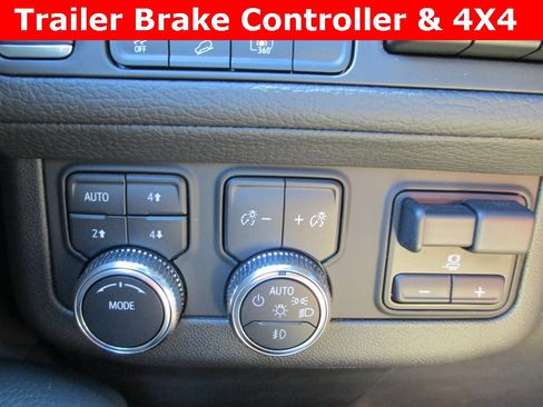 Certified 2024 GMC Yukon XL Denali w/ Max Trailering Package image 19