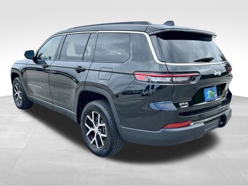 Used 2024 Jeep Grand Cherokee L Limited RWD image 7