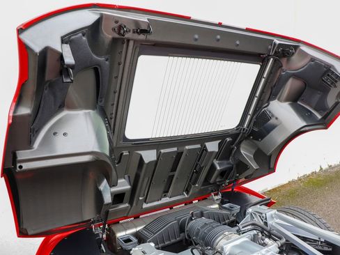 Used 2006 Ford GT RWD image 80