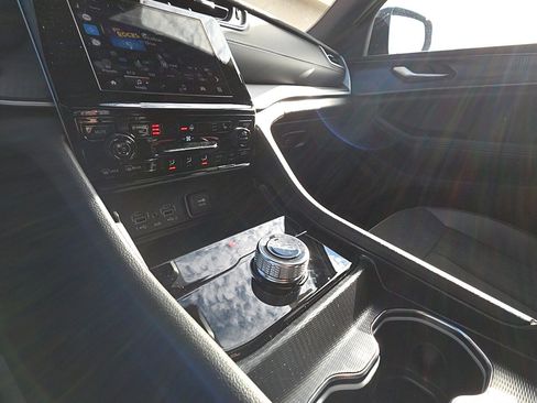 New 2025 Jeep Grand Cherokee L Altitude image 18