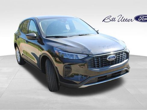 New 2026 Ford Escape Active image 2