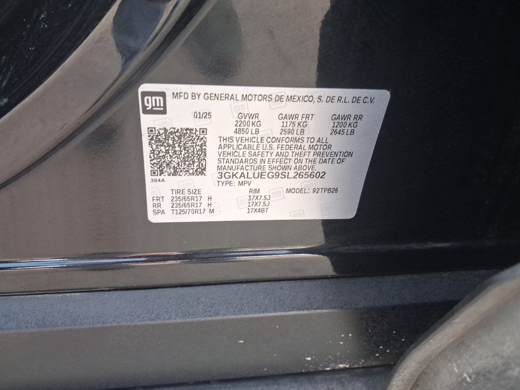 Used 2025 GMC Terrain Elevation AWD/4WD image 3