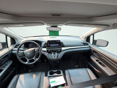 Used 2025 Honda Odyssey EX-L image 14