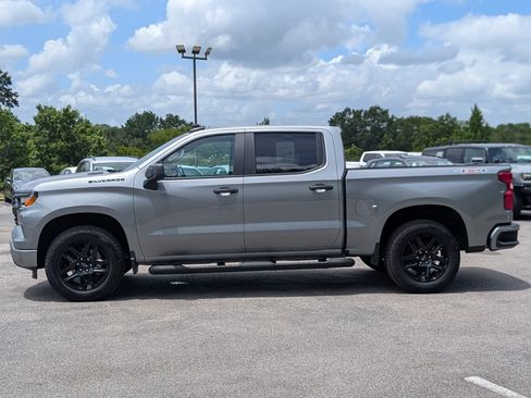 Used 2026 Chevrolet Silverado 1500 Custom w/ Turbomax Blackout Package AWD/4WD image 6