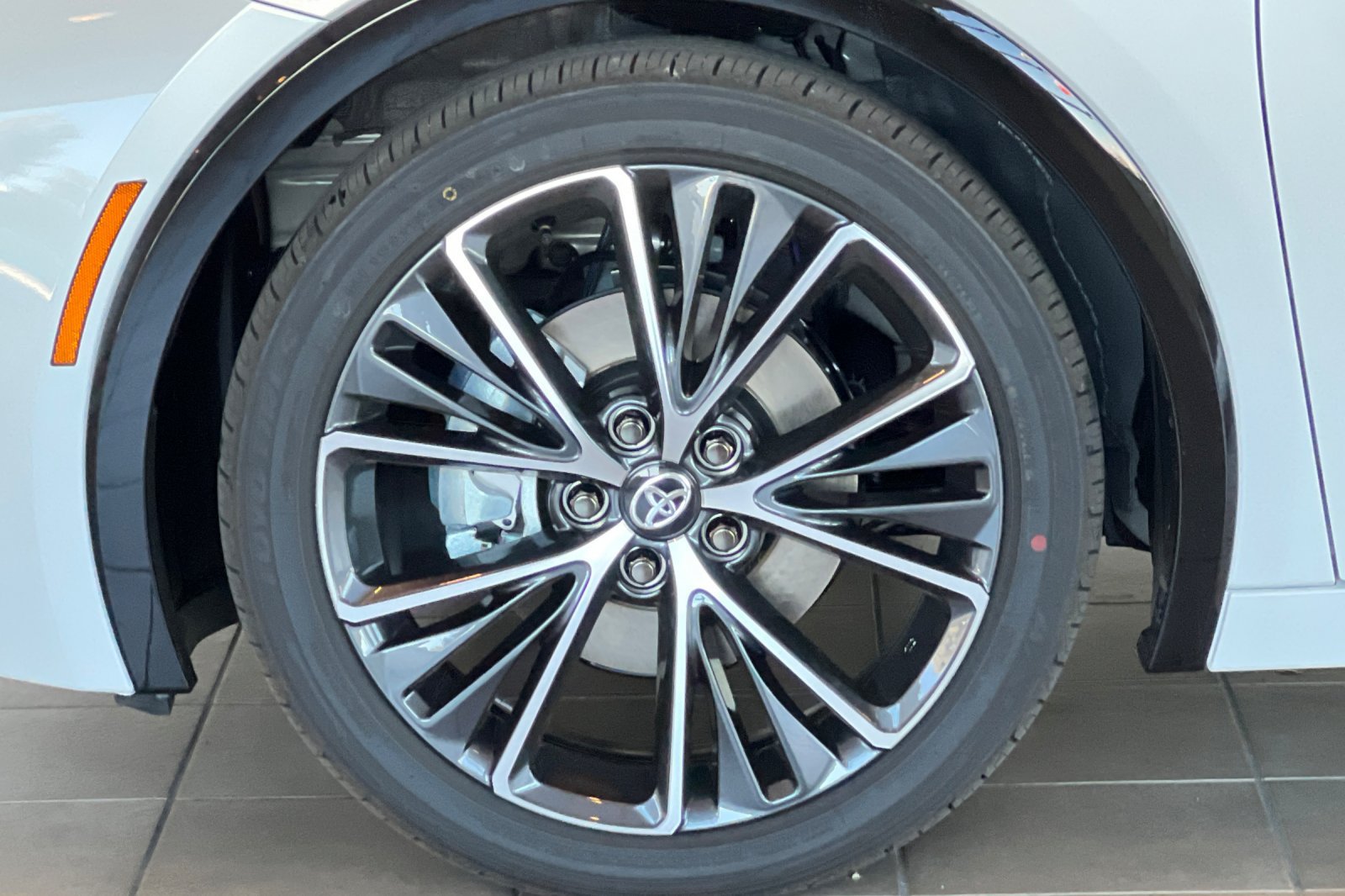 New 2027 Toyota Prius XLE AWD/4WD image 32