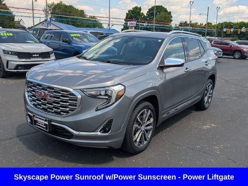 Used 2018 GMC Terrain Denali w/ Advanced Safety Package AWD/4WD image 4