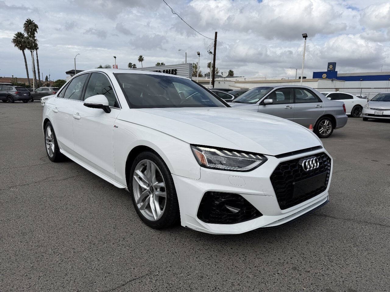 Used 2023 Audi A4 2.0T Premium Plus AWD/4WD image 4