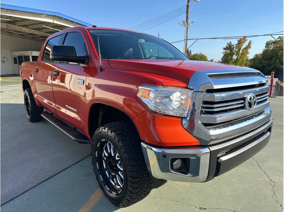 Used 2016 Toyota Tundra SR5 w/ TRD Off Road Package AWD/4WD image 4