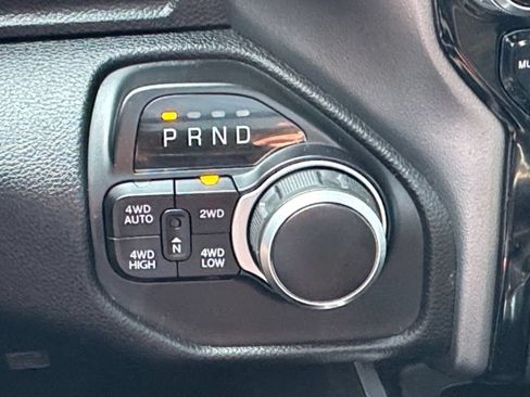 Used 2022 RAM 1500 Big Horn AWD/4WD image 29