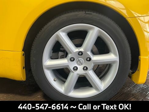 Used 2005 Nissan 350Z Touring w/ (K96) Aerodynamics Pkg image 29