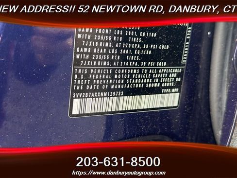 Used 2022 Volkswagen Tiguan SE AWD/4WD image 20