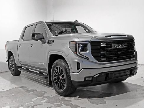 Used 2024 GMC Sierra 1500 Elevation w/ Elevation Premium Package AWD/4WD image 33