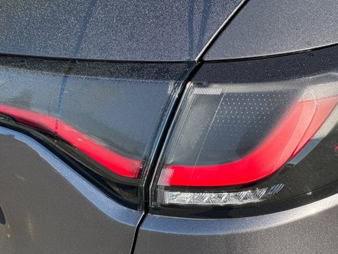 Certified 2025 Honda HR-V LX image 32