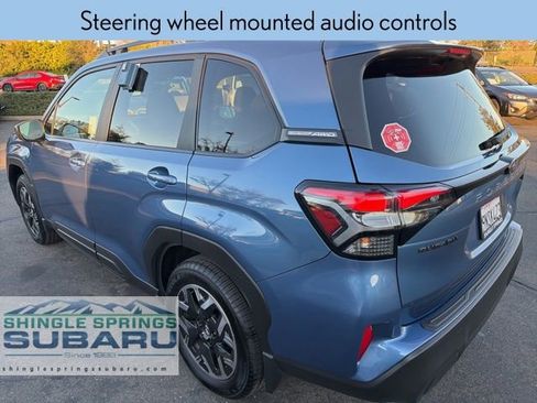 Certified 2025 Subaru Forester Premium image 7