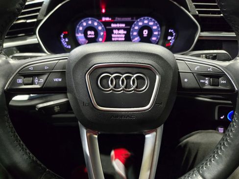 Used 2019 Audi Q3 2.0T Premium AWD/4WD image 9