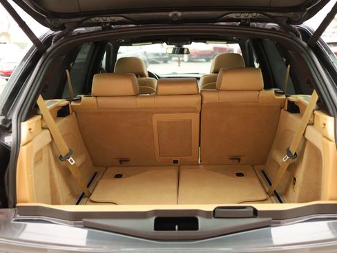 Used 2011 BMW X5 xDrive50i AWD/4WD image 38