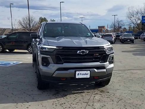 Used 2024 Chevrolet Colorado Z71 w/ Z71 Convenience Package 2 image 4