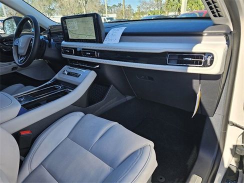 New 2025 Lincoln Aviator Reserve w/ Equipment Group 201A image 10