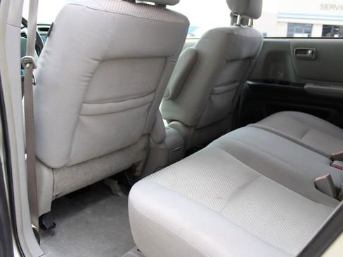Used 2005 Toyota Highlander V6 image 21