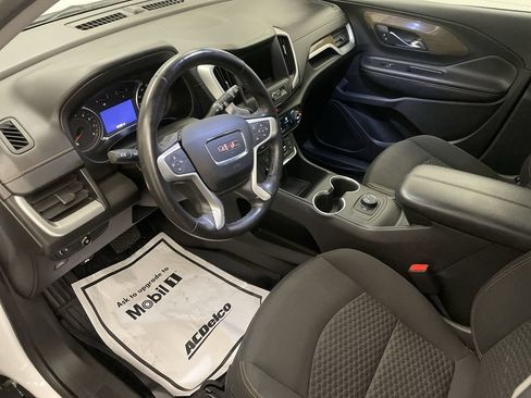 Used 2019 GMC Terrain SLE w/ LPO, Floor Liner Package AWD/4WD image 4