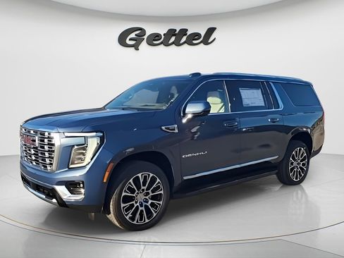 New 2026 GMC Yukon XL Denali w/ LPO, Floor Liner Package image 4