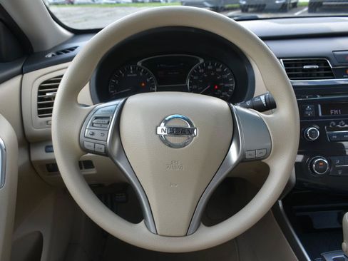 Used 2014 Nissan Altima 2.5 FWD image 14