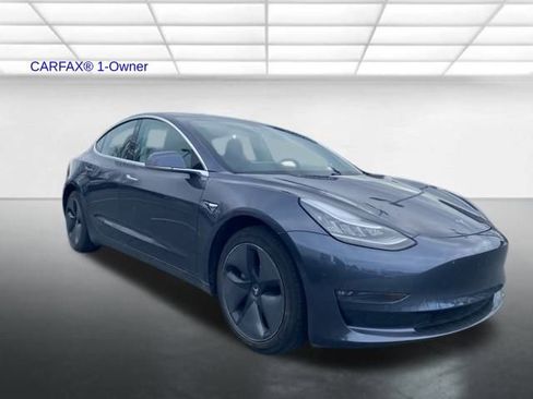 Used 2018 Tesla Model 3 Long Range image 1