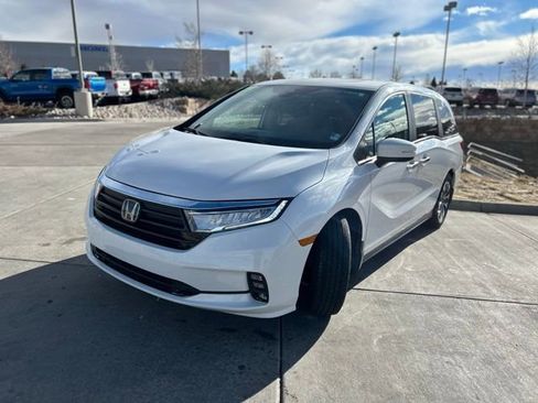 Used 2023 Honda Odyssey EX-L image 3