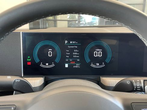 Used 2025 Hyundai Sonata SEL image 42