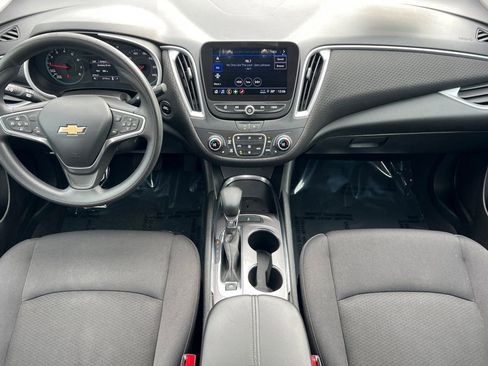 Used 2023 Chevrolet Malibu LT image 10