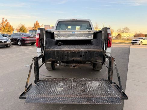 Used 2015 Ford F250 XL w/ Power Equipment Group image 22