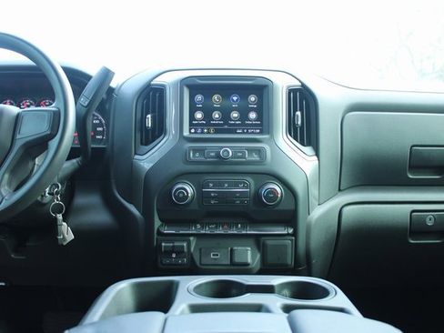 Used 2019 Chevrolet Silverado 1500 Custom Trail Boss w/ Custom Convenience Package image 17