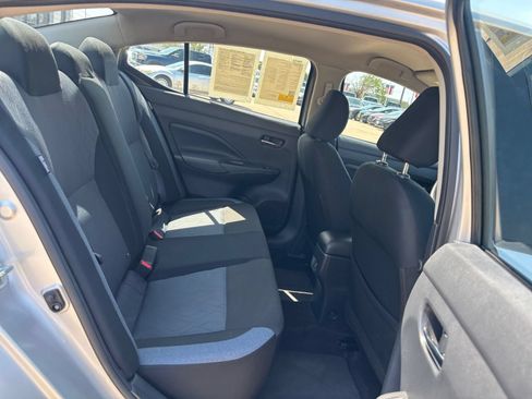 Used 2025 Nissan Versa SV FWD image 19