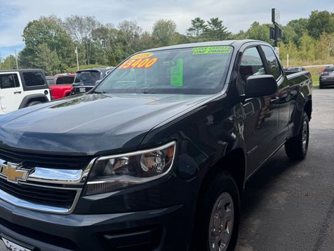Used 2018 Chevrolet Colorado W/T w/ WT Convenience Package image 4