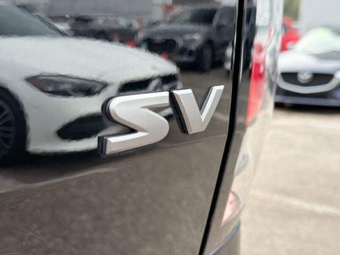 Used 2022 Nissan Frontier SV w/ Technology Package image 11