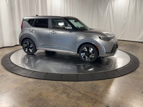 New 2025 Kia Soul GT-Line image 2