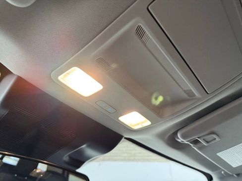 Certified 2025 Ford Maverick Tremor image 42