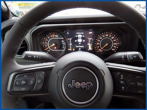 New 2026 Jeep Gladiator Mojave image 15