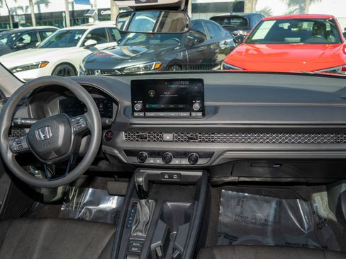 Used 2024 Honda Accord LX image 19