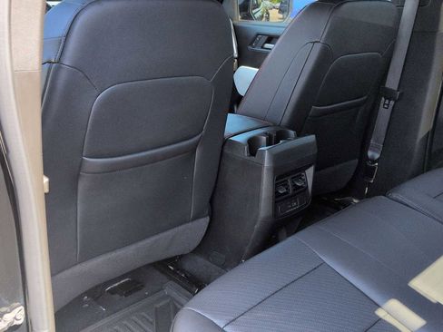 Used 2024 GMC Canyon AT4X AWD/4WD image 19