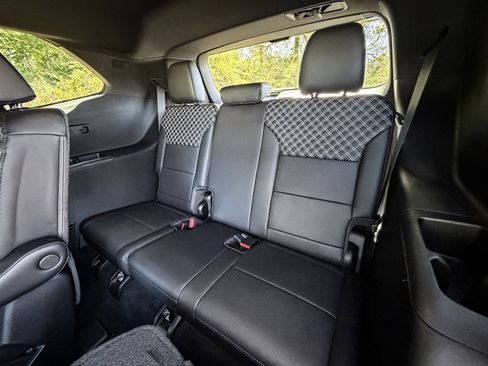 New 2026 GMC Acadia Denali w/ Super Cruise Package image 13