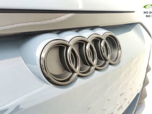 Used 2024 Audi e-tron GT Premium Plus w/ Performance Package AWD/4WD image 15