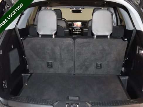 Used 2021 Ford Explorer Limited w/ Equipment Group 301A AWD/4WD image 69